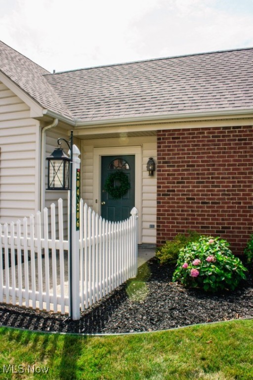 Columbiana, Ohio 44408, United States, 2 Bedrooms Bedrooms, ,2 BathroomsBathrooms,Residential,Contingent,180560