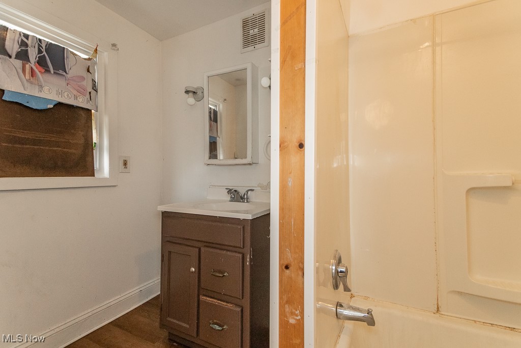 3282 W 61st Street, Cleveland, Ohio image 16