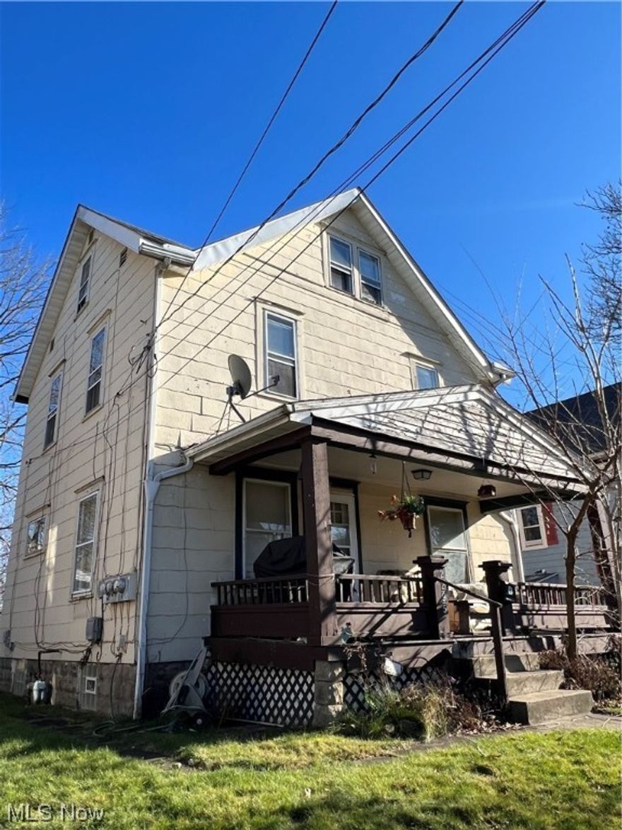 Great investment opportunity! Up and down duplex.  The downstairs unit is larger 1 bedroom featuring an inviting front porch;  rented at $545/mo. The upstairs unit is a 2 bedroom and has access to a big attic as well as a separate entrance in the back; rented at $595/mo. The upstairs unit has access to a big attic and a separate entrance in the back. Both tenants have access to the basement. Owners pay utilities. Both units are month to month!