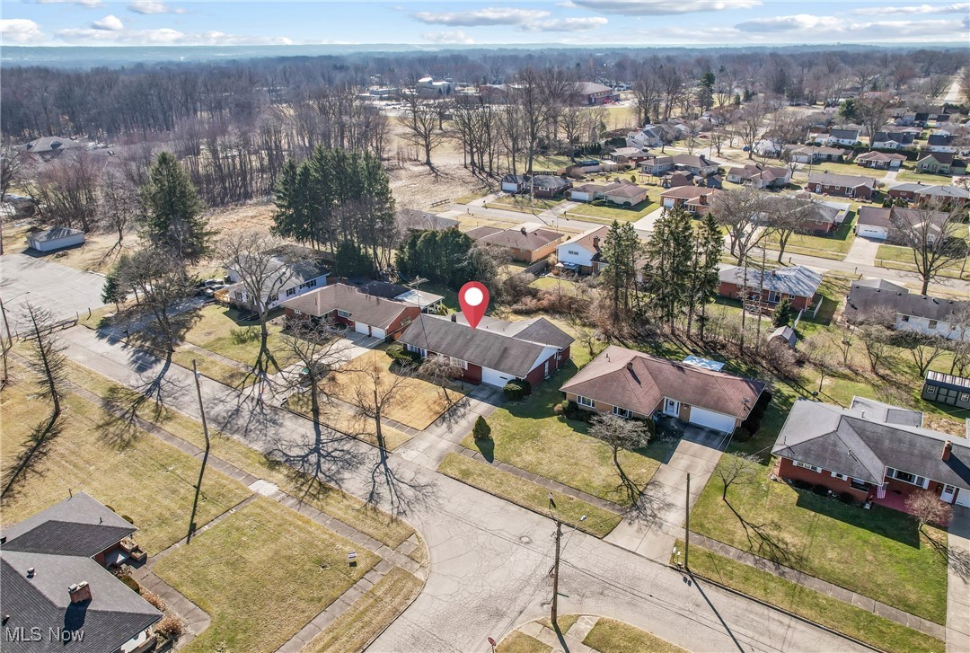2200 Grissom Drive, Warren, Ohio image 5