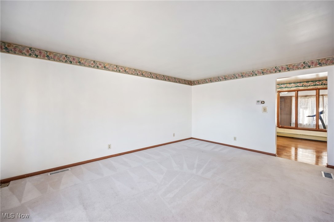 2200 Grissom Drive, Warren, Ohio image 8
