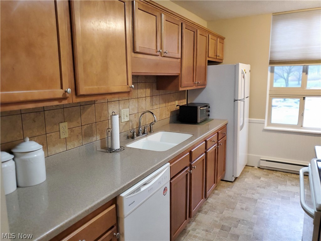 Silver Lake Towers Condo - Residential