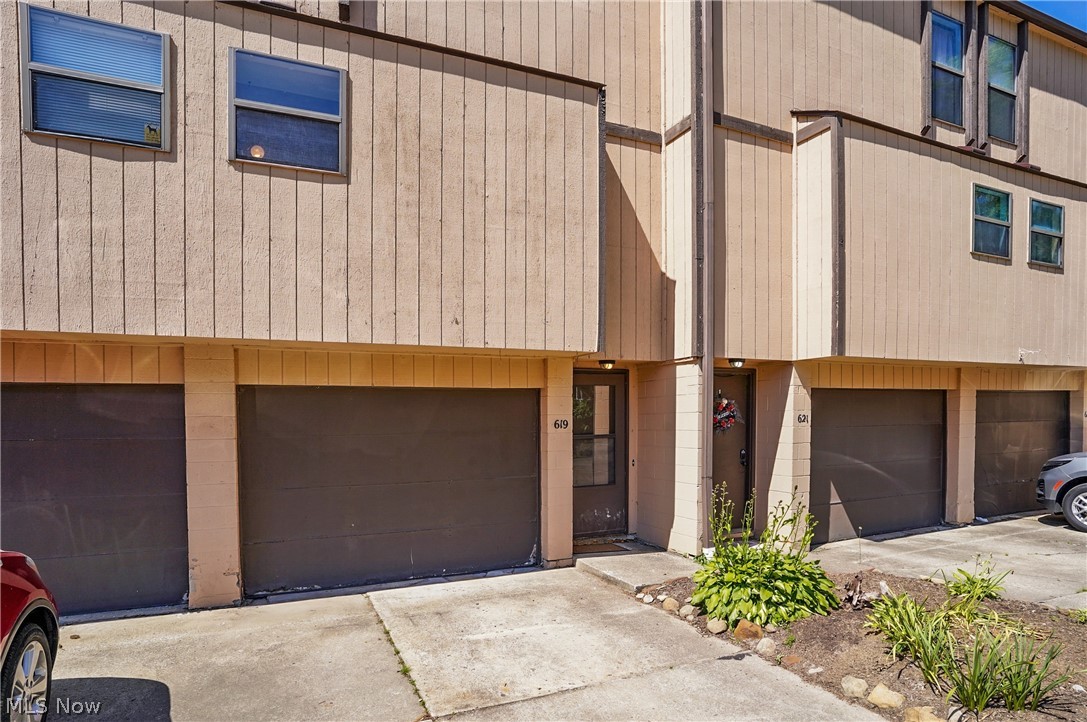 Trail View T - Residential