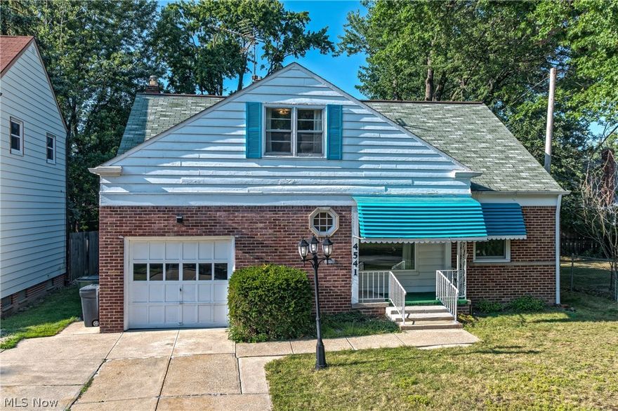 Open layout for enjoyment and entertaining. This four bedroom has new carpeting in the upstairs bedrooms, with plenty of storage.Granite counter tops in the kitchen. Only minutes from shopping, dining, schools and other amenities. Priced to sell, great opportunity don't miss out won't last long.