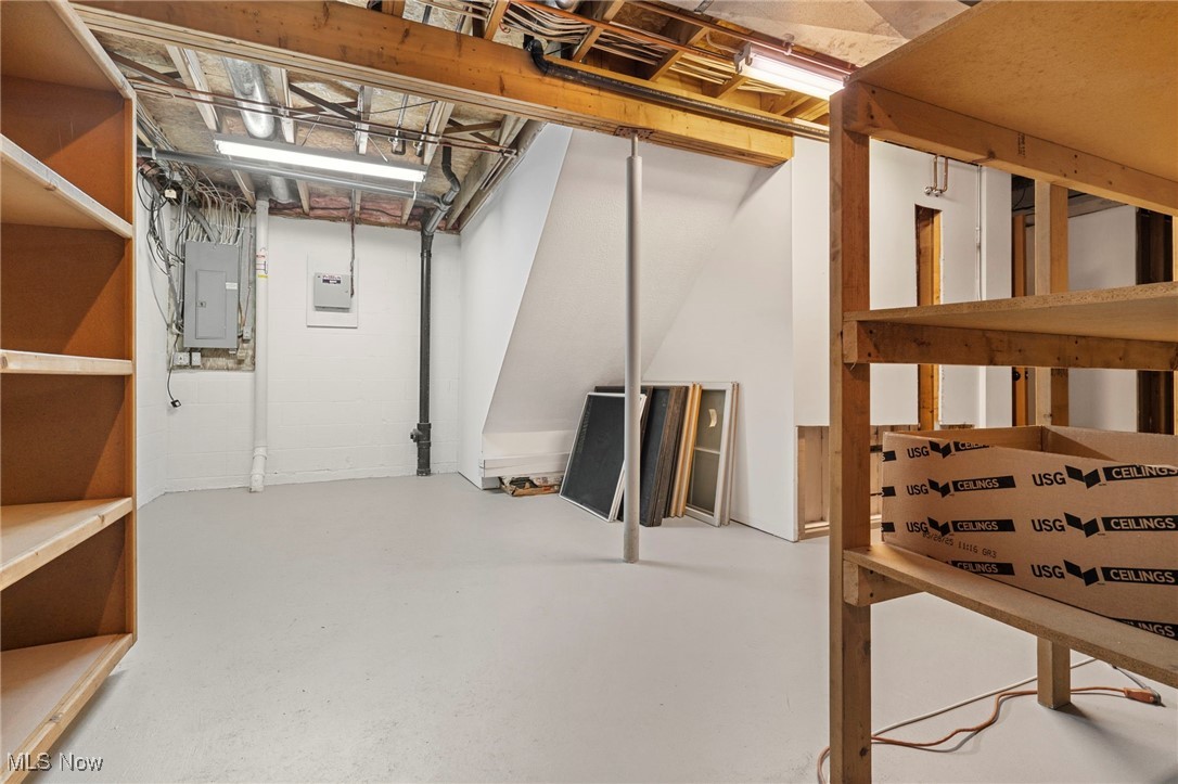 Nobles Pond - Residential