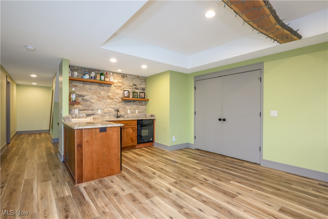 4340 Castlegate Boulevard, Uniontown, Ohio image 39