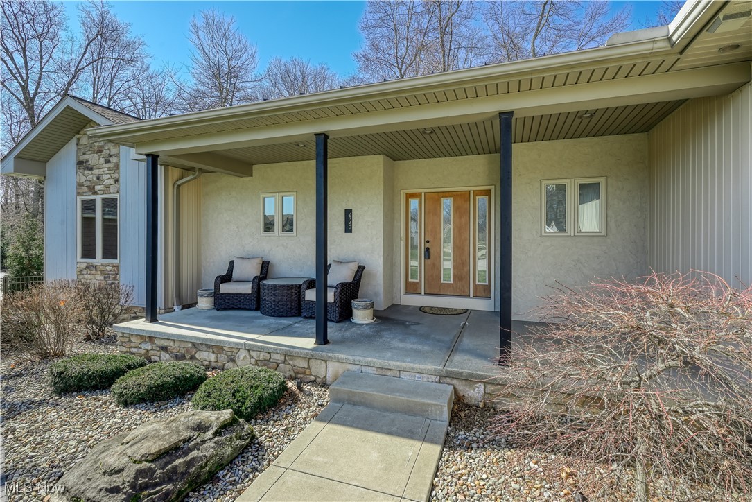 4340 Castlegate Boulevard, Uniontown, Ohio image 5