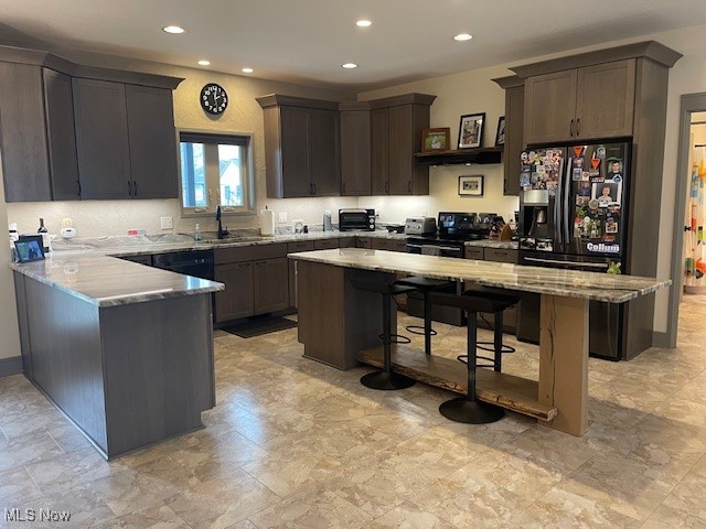 4340 Castlegate Boulevard, Uniontown, Ohio image 10