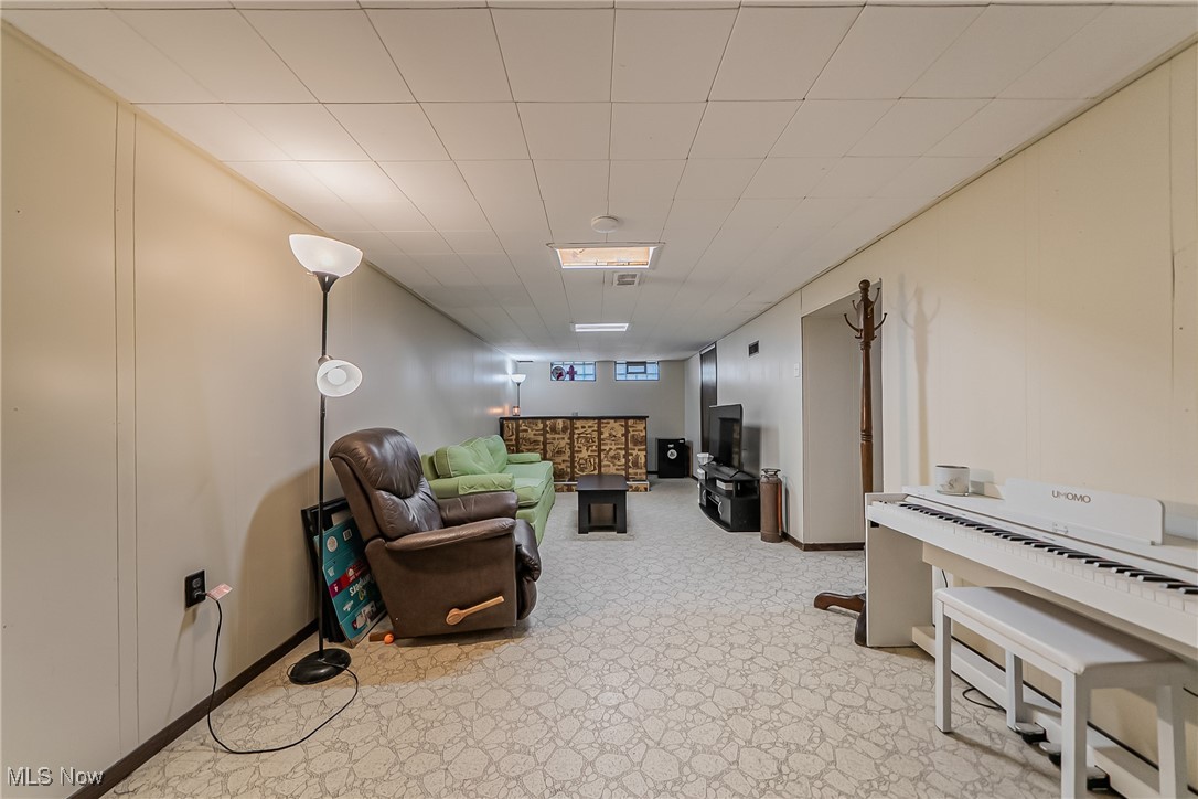 Sam H Miller 08 - Residential