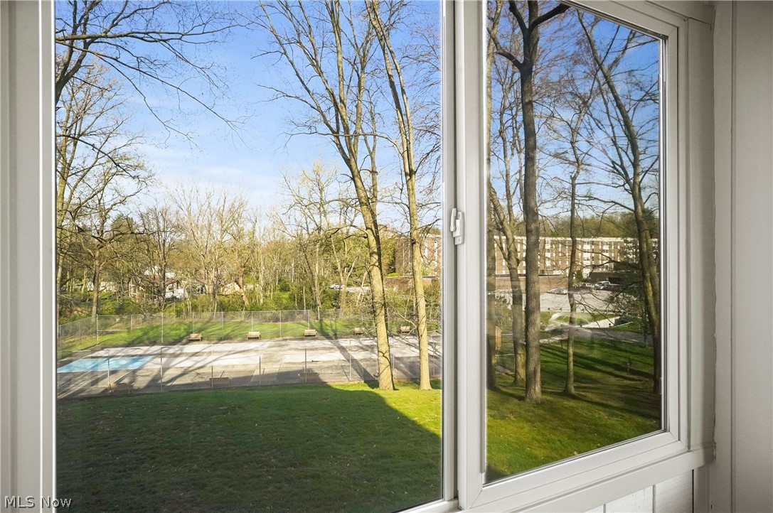 Silver Lake Towers Condo - Residential