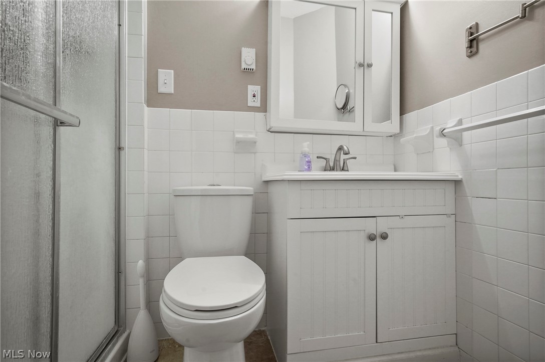 Silver Lake Towers Condo - Residential