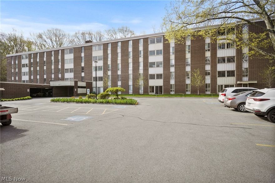 Rarely available 3 bedroom/2 full bath condo at desirable Silver Lake Towers!  This condo features an open living/dining room area, which is also open to a sunroom (the slider doors have been removed so it adds to the living space).  The views of the property and sunsets are gorgeous.  Eat in kitchen offers plenty of cabinet and counter space and has a double wall oven.  The primary bedroom is spacious, features two large closets and full bath with walk in shower.   Newer windows throughout,  electrical panel, nice light features, laminate flooring and newer carpeting in two of the bedrooms.  

Garage space #123, storage unit #48.