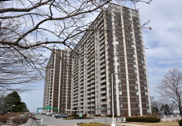 The Carlyle - Residential