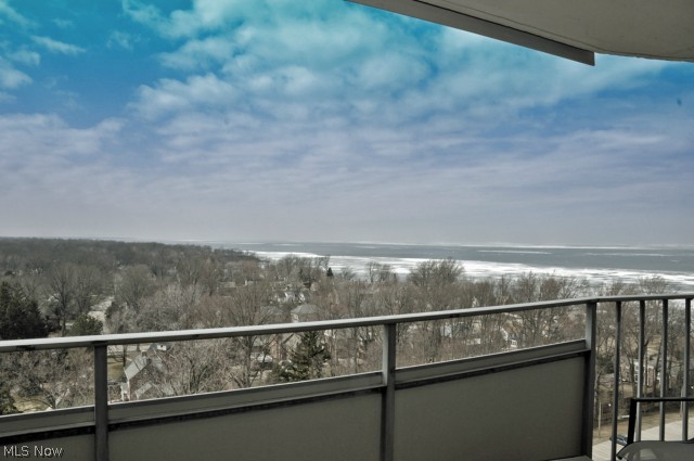 The Carlyle - Residential