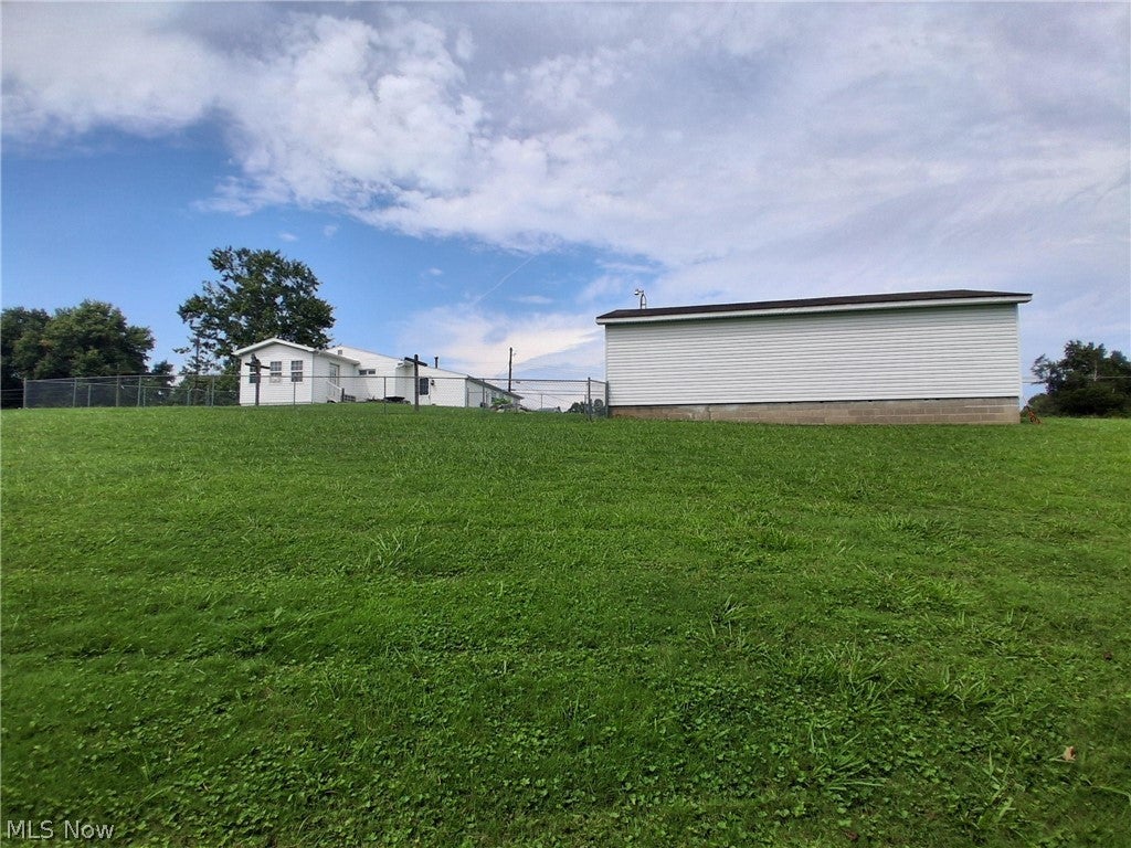 413 New England Ridge Road