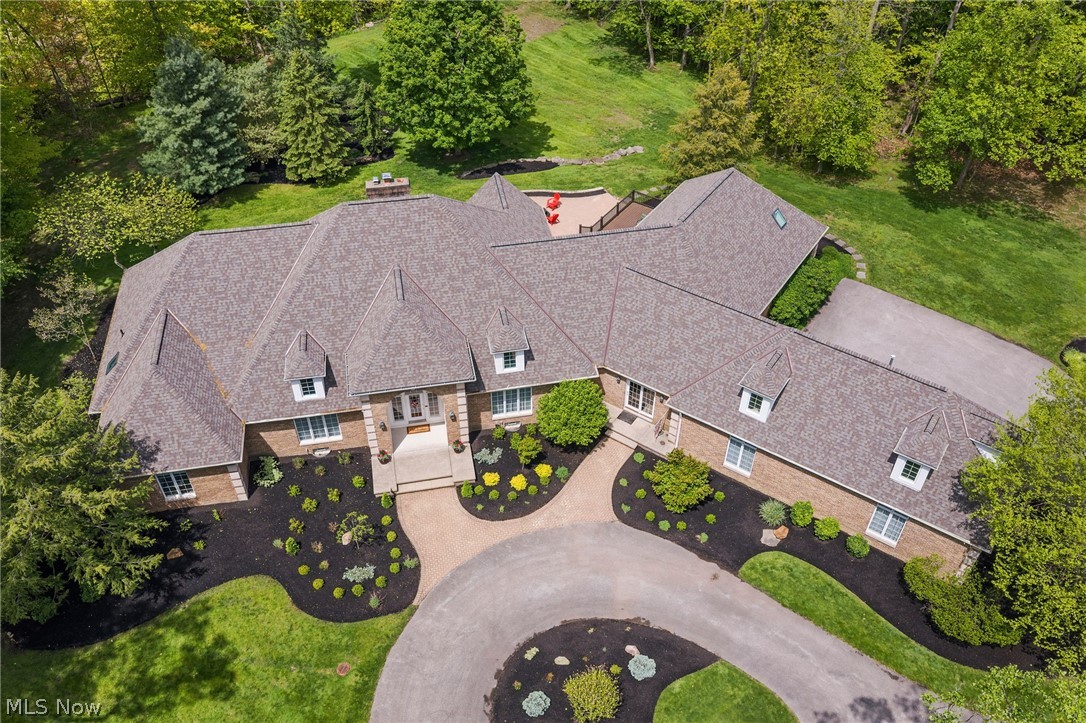 8795 Pheasant Run Lane