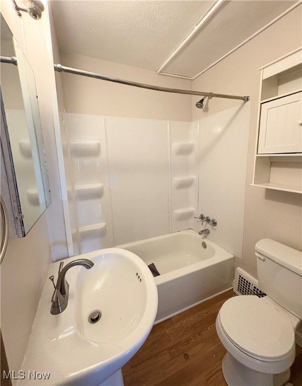 Springfield 06 - Residential Lease