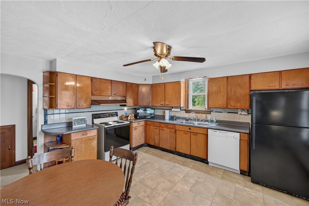 2984 Massillon Road