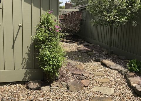 Tiny photo for 17310 Otani Court, Strongsville, OH 44136 (MLS # 5187857)