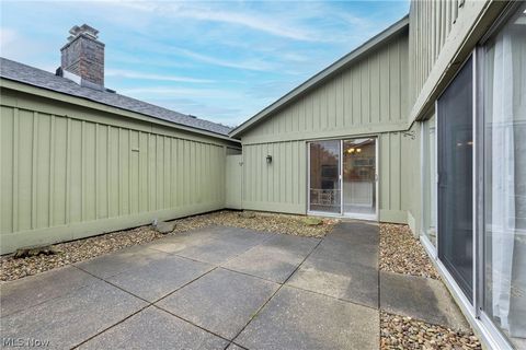 Tiny photo for 17310 Otani Court, Strongsville, OH 44136 (MLS # 5187857)