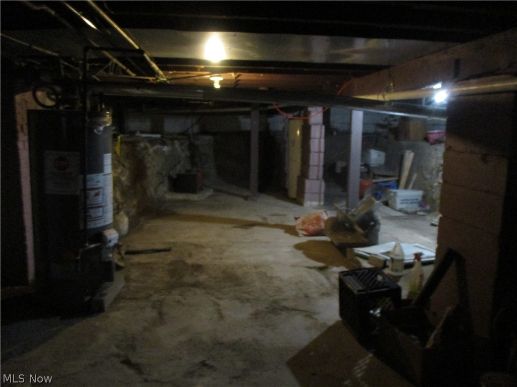 Adams Realty - Commercial Sale