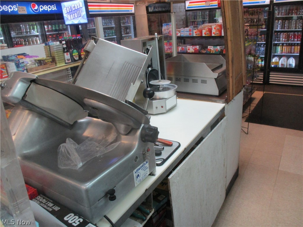 Adams Realty - Commercial Sale