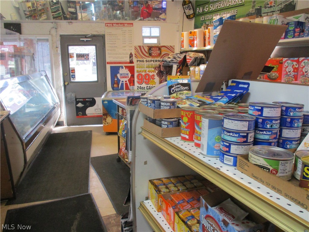 Adams Realty - Commercial Sale