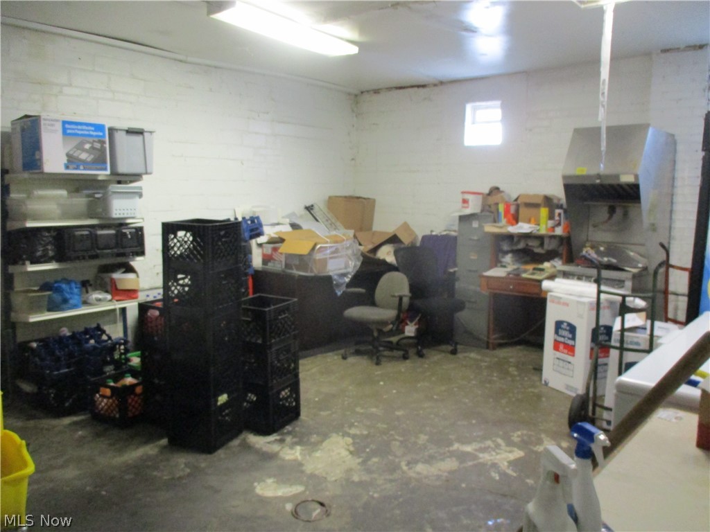 Adams Realty - Commercial Sale