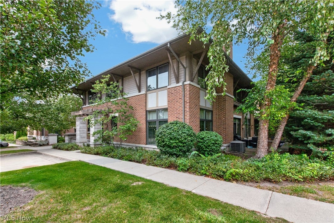 1393 Slate Court