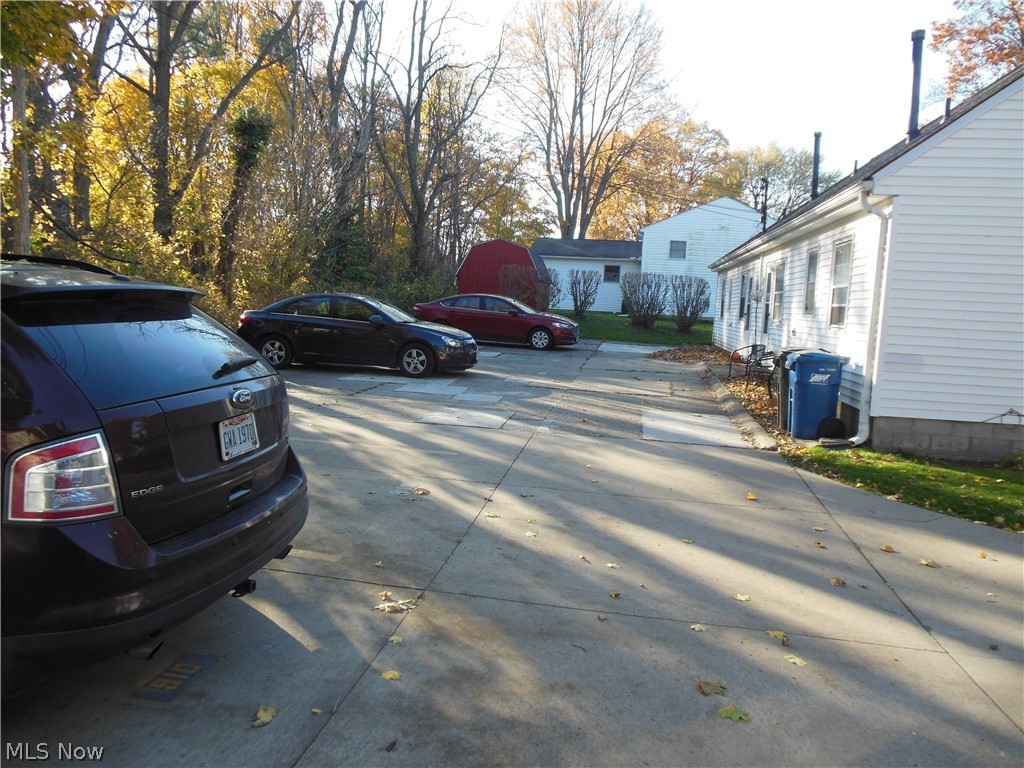 J & E Hueffed's Add - Residential Income