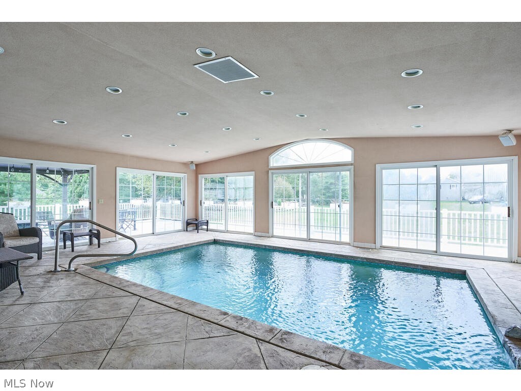 Country Club Estates - Residential