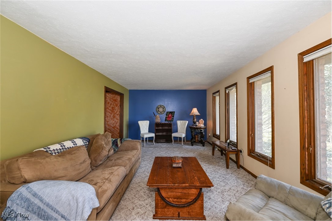 3751 Butterfield Drive, Akron, Ohio image 12