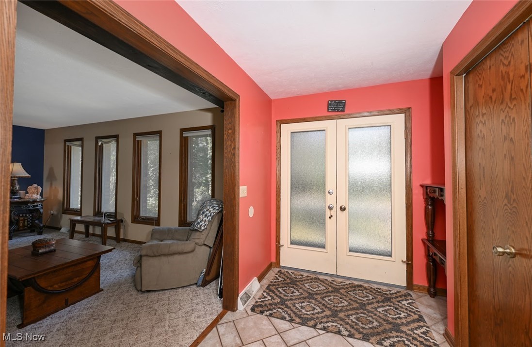 3751 Butterfield Drive, Akron, Ohio image 9