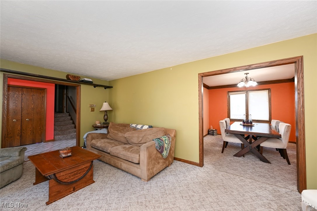 3751 Butterfield Drive, Akron, Ohio image 14