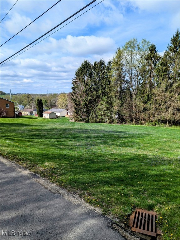 Morgantown Avenue, Barnesville, Ohio image 4