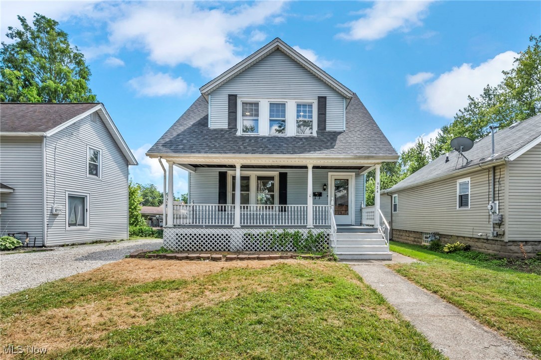 Welcome to 924 Walnut St in Elyria! This charming 3-bedroom home is move-in ready with updated flooring throughout, fresh paint, and a beautifully renovated bathroom. Enjoy year-round comfort with central AC and a recently purchased furnace. Major updates include a brand-new roof and updated electrical system, offering peace of mind for years to come. Don’t miss this well-maintained gem—schedule your showing today!