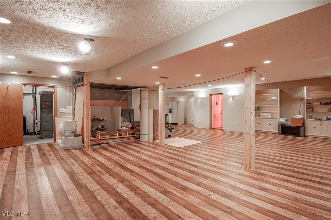 7615 Wadsworth Road, Medina, Ohio image 29