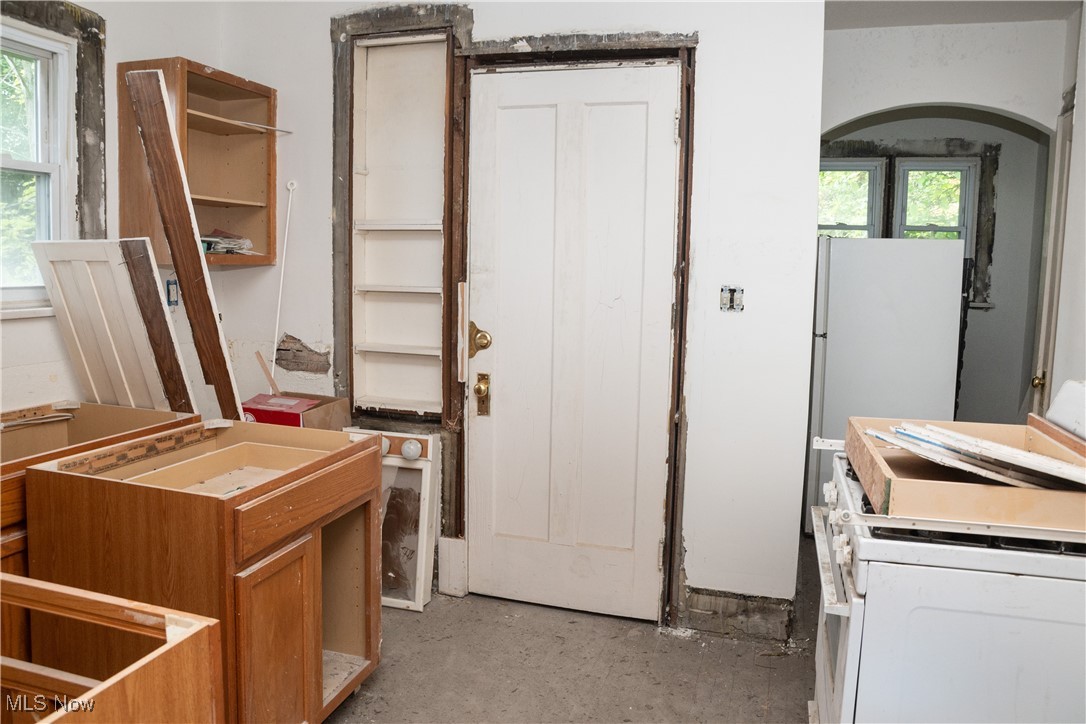 City/Youngstown - Residential Income