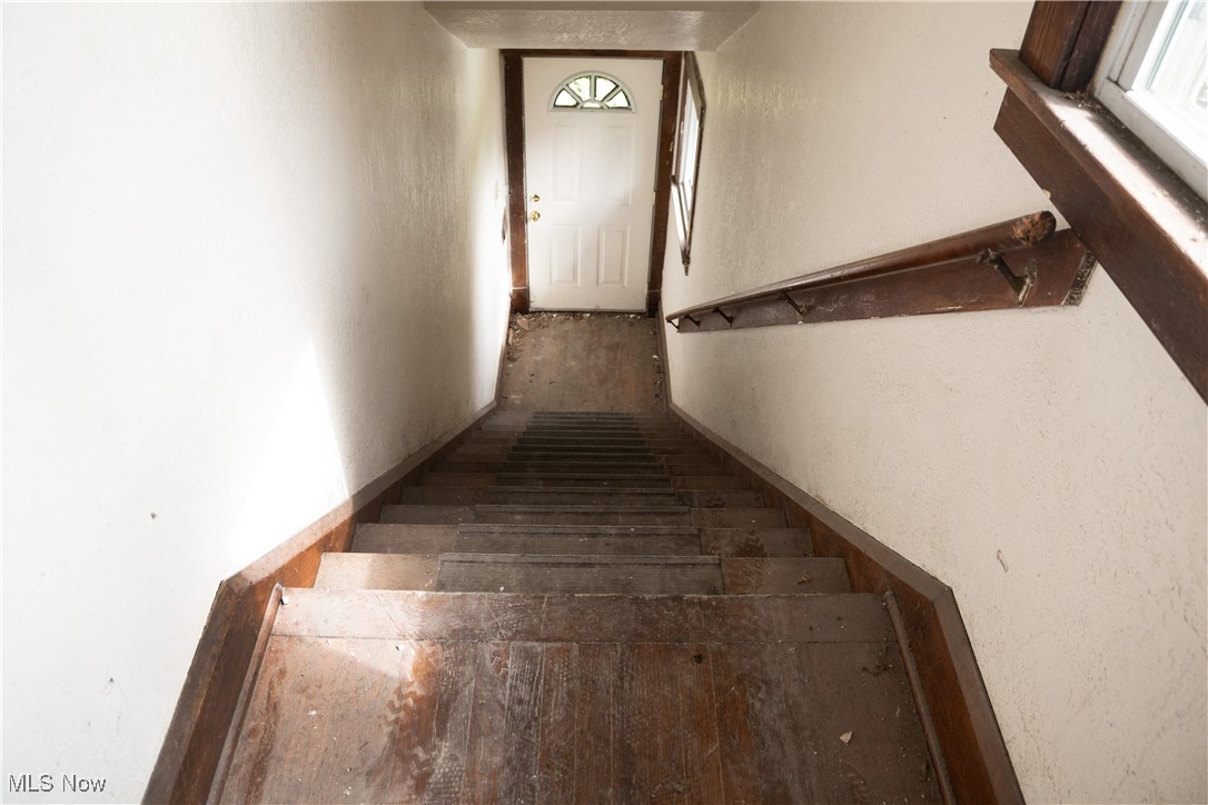 City/Youngstown - Residential Income