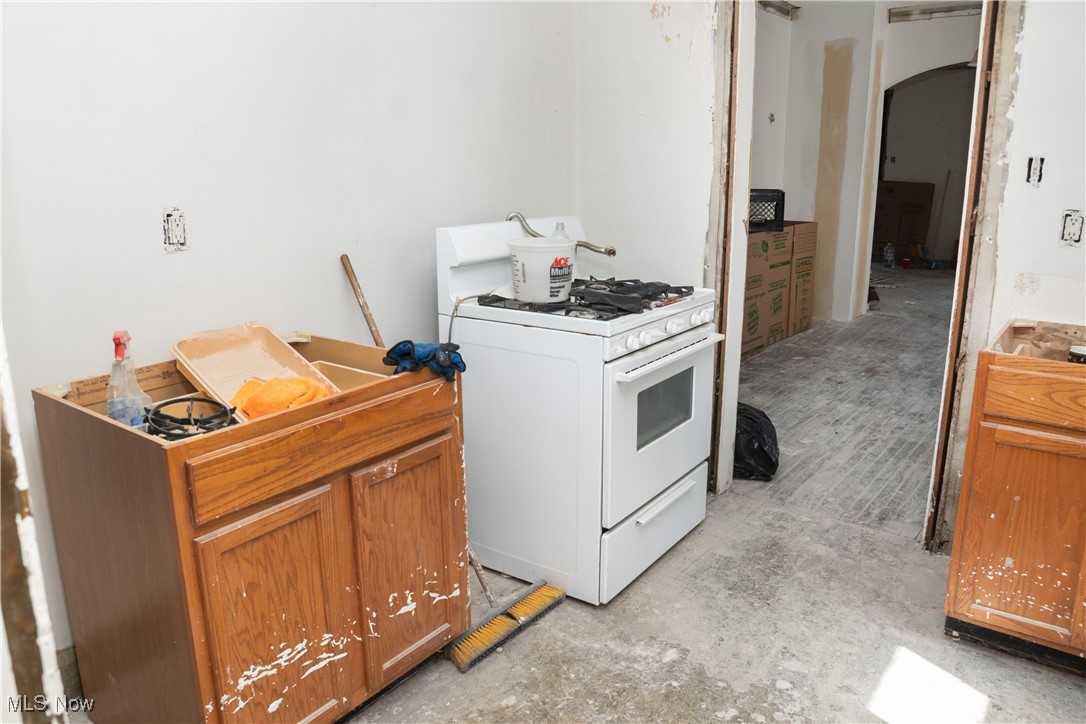 City/Youngstown - Residential Income