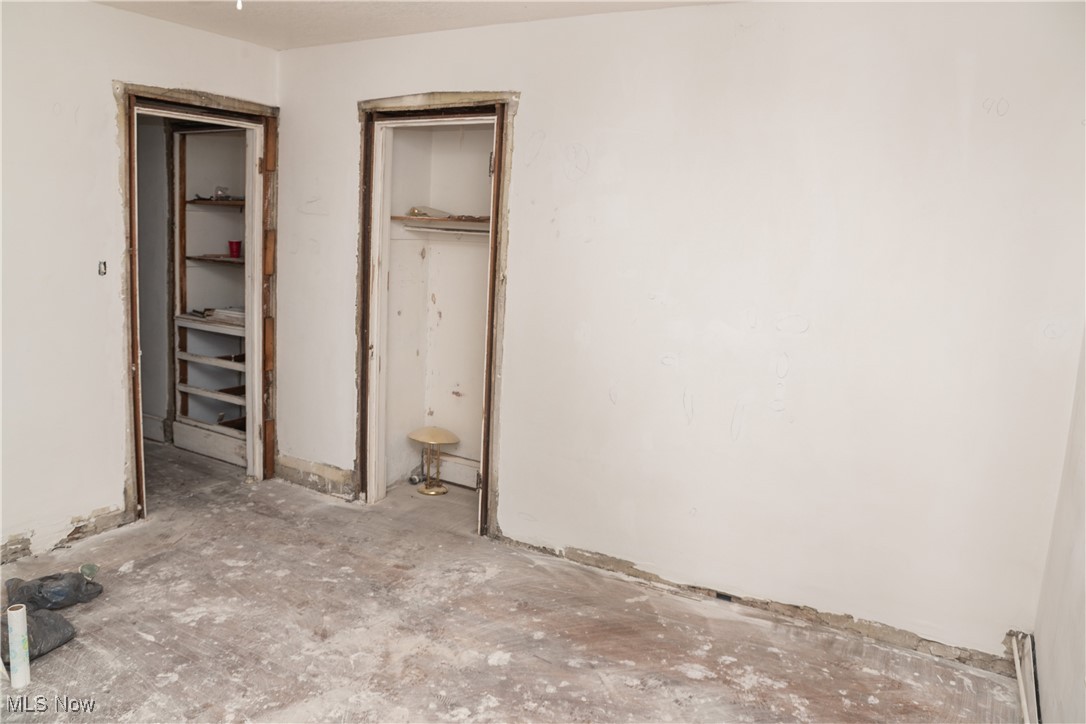 City/Youngstown - Residential Income