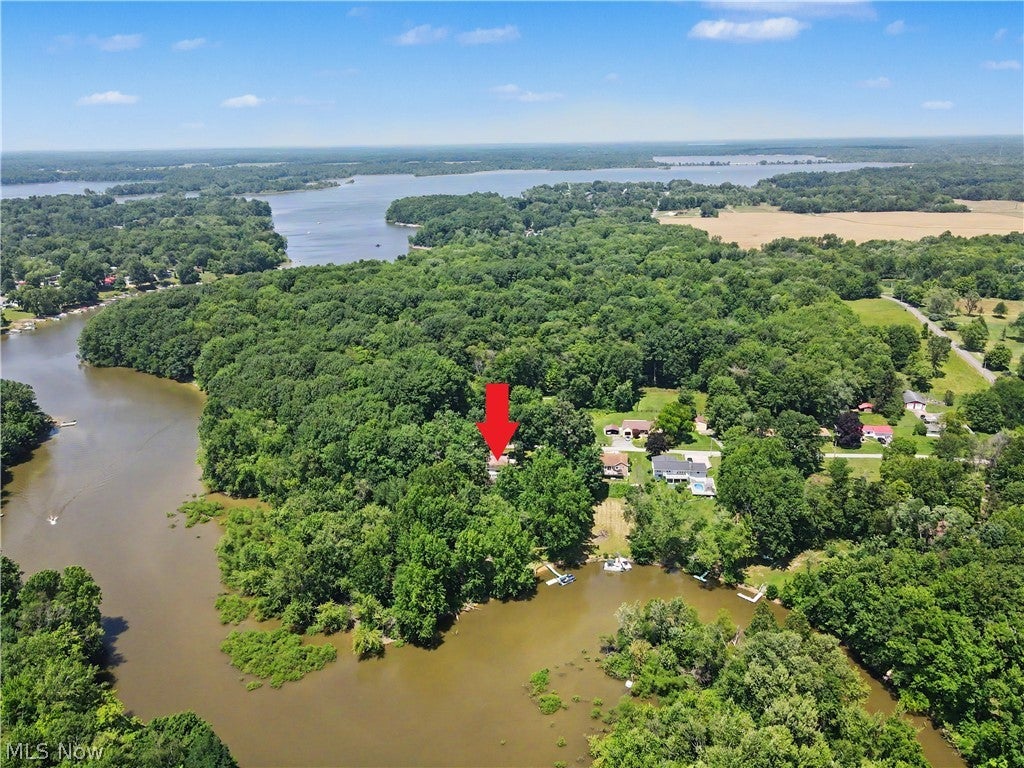 10528 Country Club Lane