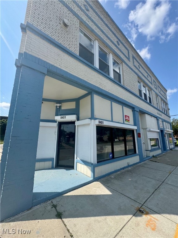 Fully Remodeled 5-Unit + 3 Commercial Spaces | Prime Cleveland Location | Turnkey Investment!**
This exceptional mixed-use property in the heart of Cleveland is a rare opportunity for investors or owner-users. Featuring **five completely renovated apartments** and **three ready-to-lease commercial spaces**, every detail has been upgraded: **new windows, flooring, drywall, electrical systems, water tank, and more**—all move-in ready! Located at **8303 Detroit Ave**, this asset sits in a high-demand area just moments from **I-90** for easy commuting, and steps from vibrant shops, dining, and entertainment. Enjoy proximity to **Edgewater Park** and Lake Erie, offering recreation and stunning views. With strong rental potential and a prime location near highways, parks, and downtown, this property is a **high-yield investment**. Don’t miss out!