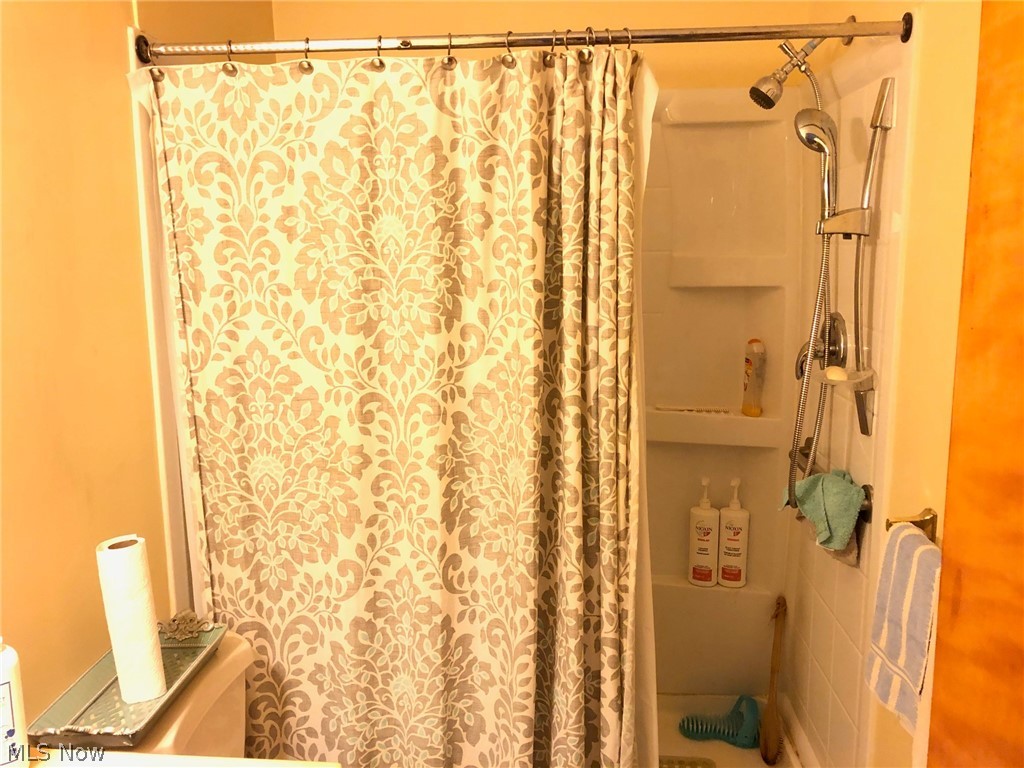 Cuyahoga River - Residential