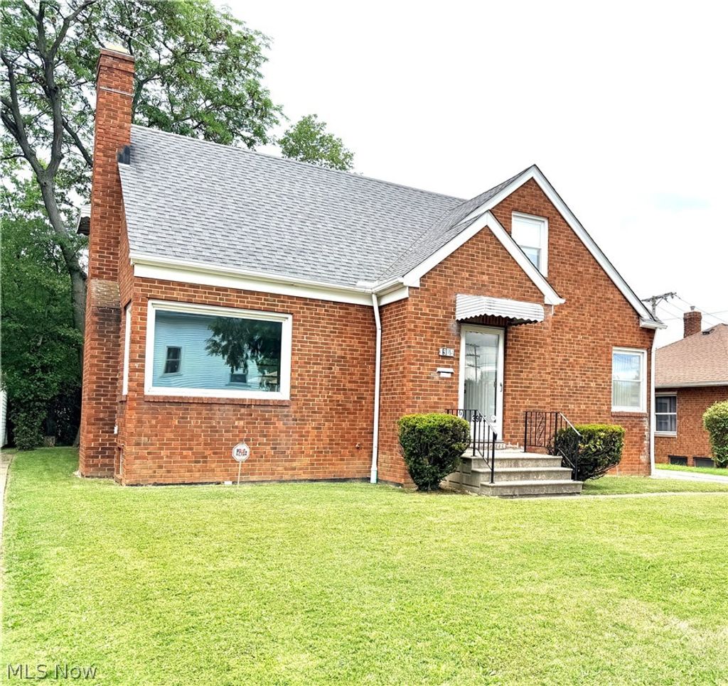Photo of 3975 Warrendale Road, South Euclid, OH 44118 (MLS # 5223216)