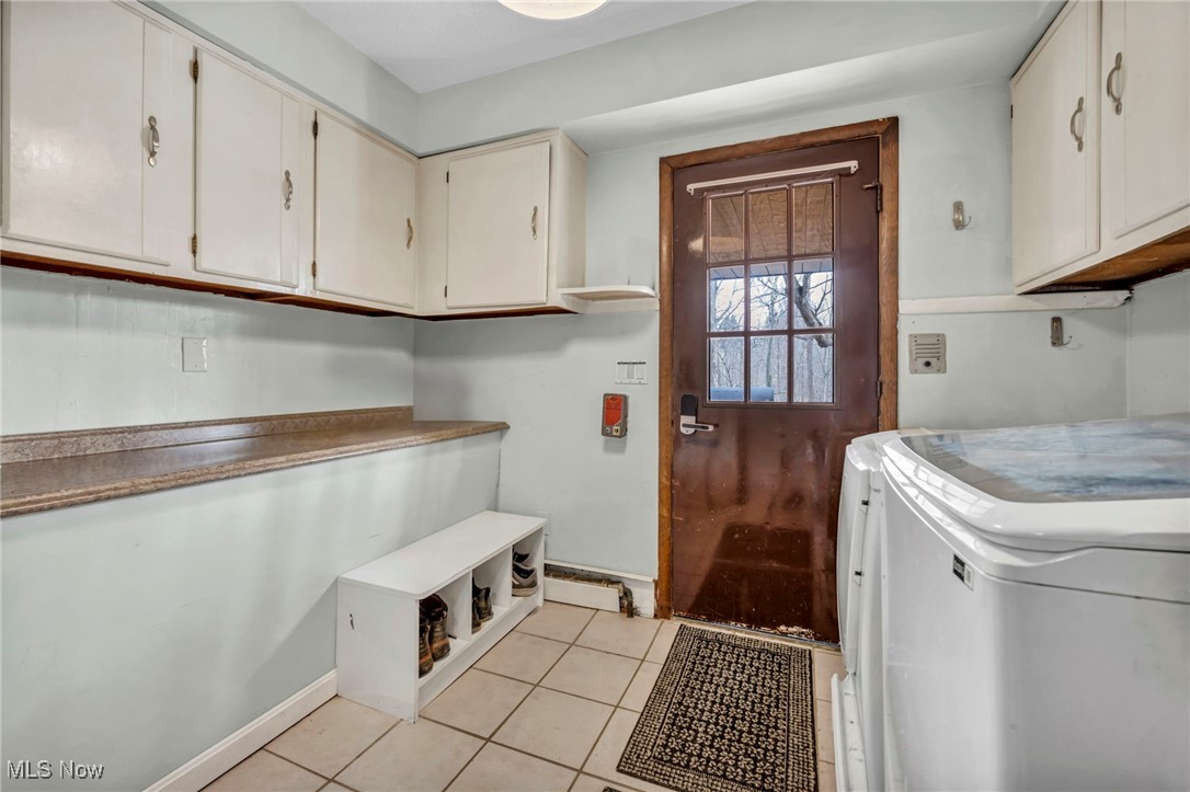 Kenston Lake Estate - Residential