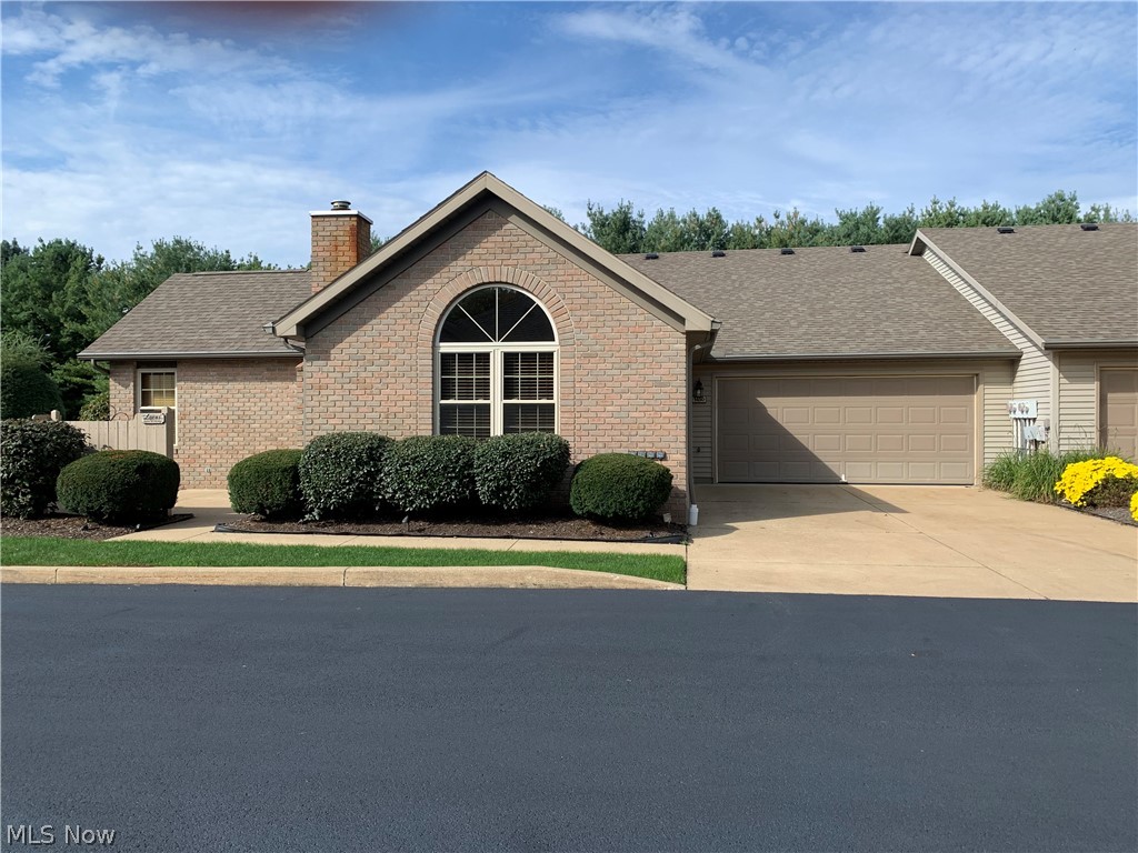 Villas At Buckingham Gate Condo - Residential