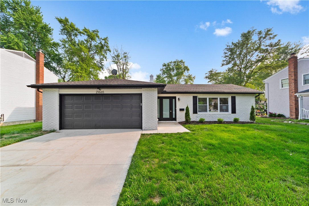 Welcome to your fully renovated 4 bedroom dream home with a dedicated office space! This stunning property has been upgraded from top to bottom, giving you that brand-new home feel the moment you walk in.
This home offers style, comfort, and functionality in every corner. Featuring a completely new kitchen with modern cabinetry, quartz countertops, and new appliances—perfect for cooking and entertaining. All three full bathrooms have been completely remodeled with elegant finishes and high-quality fixtures.
No detail has been overlooked—this home also features new windows, furnace, central A/C, hot water tank, and a freshly paved driveway. The backyard porch offers a perfect spot for outdoor relaxation or gatherings. The garage is EV-ready, making it ideal for buyers with electric vehicles.
In addition to four generously sized bedrooms, there’s a separate office, ideal for working from home, studying, or creative space.
This move-in ready home is located in a desirable neighborhood and combines the charm of an established area with all the benefits of a fully remodeled home.
Key Updates:
New kitchen
All 3 bathrooms fully renovated
New windows throughout
New furnace, A/C, and hot water tank
New driveway and garage door
New backyard porch
Don’t miss this rare opportunity—schedule your private showing today!
