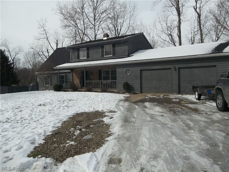 Beautiful home in Maysville Schools
Come enjoy this 4 bedrooms, 2 full baths with half bath on first floor
In ground heated pool with salt water
Make your appointment to view this home