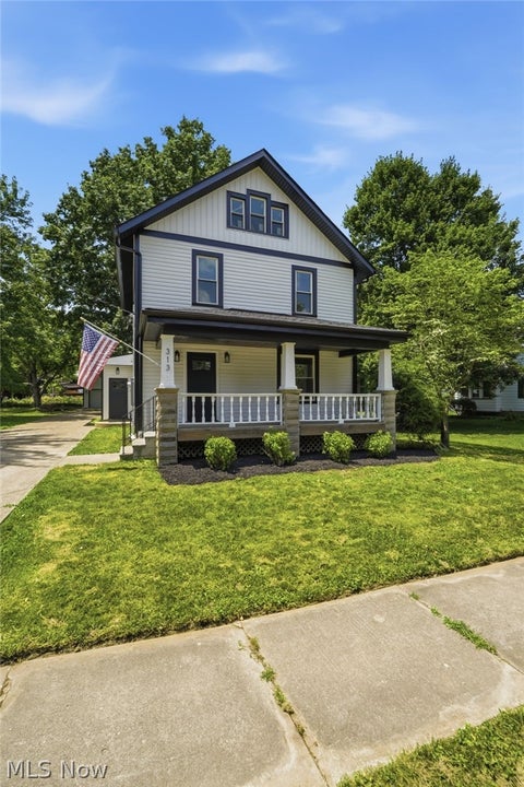 Homes For Sale - 313 S Summit Street<br/> Smithville, OH 44677